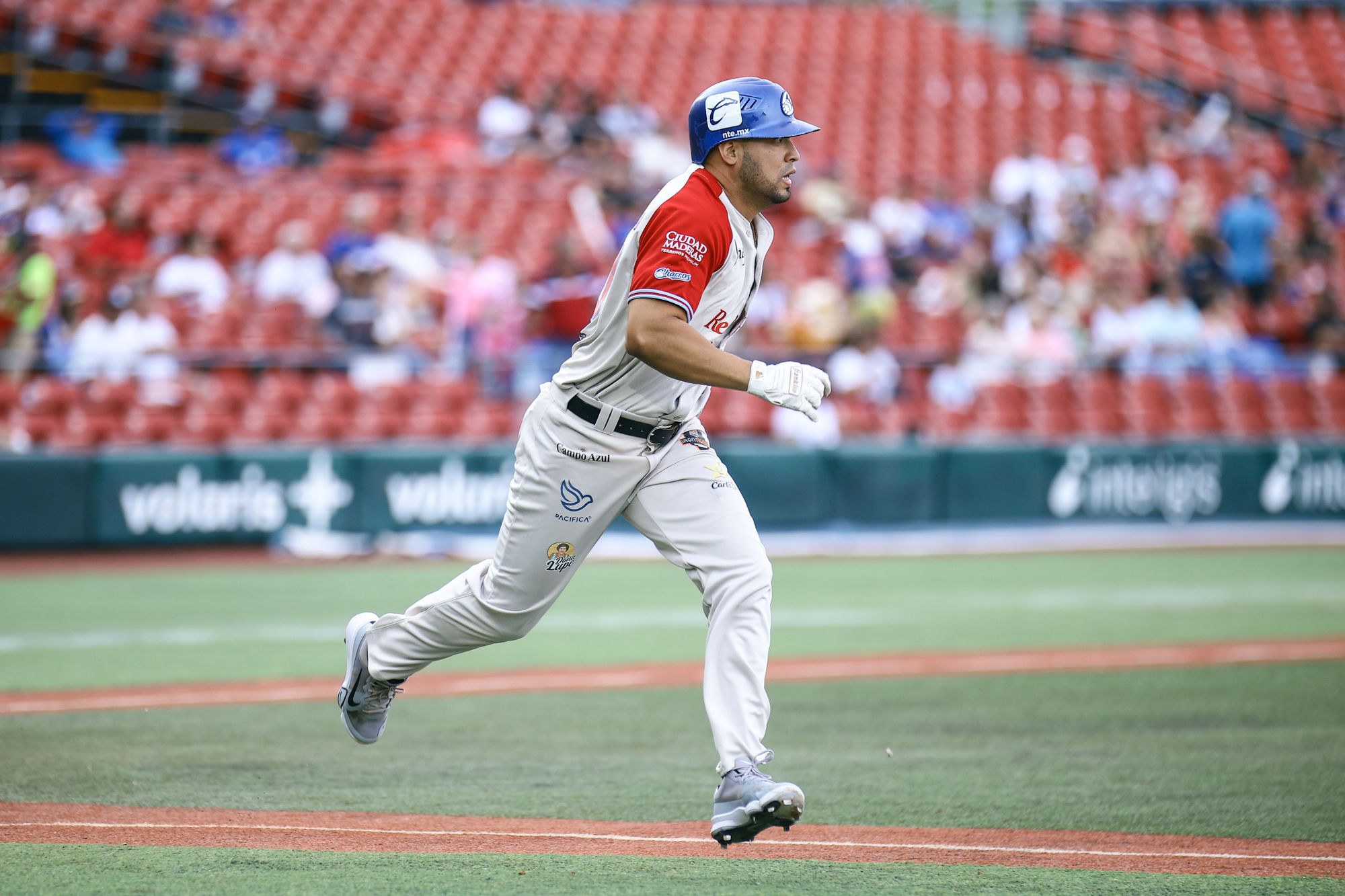 Madruga Toros a Charros y se lleva serie