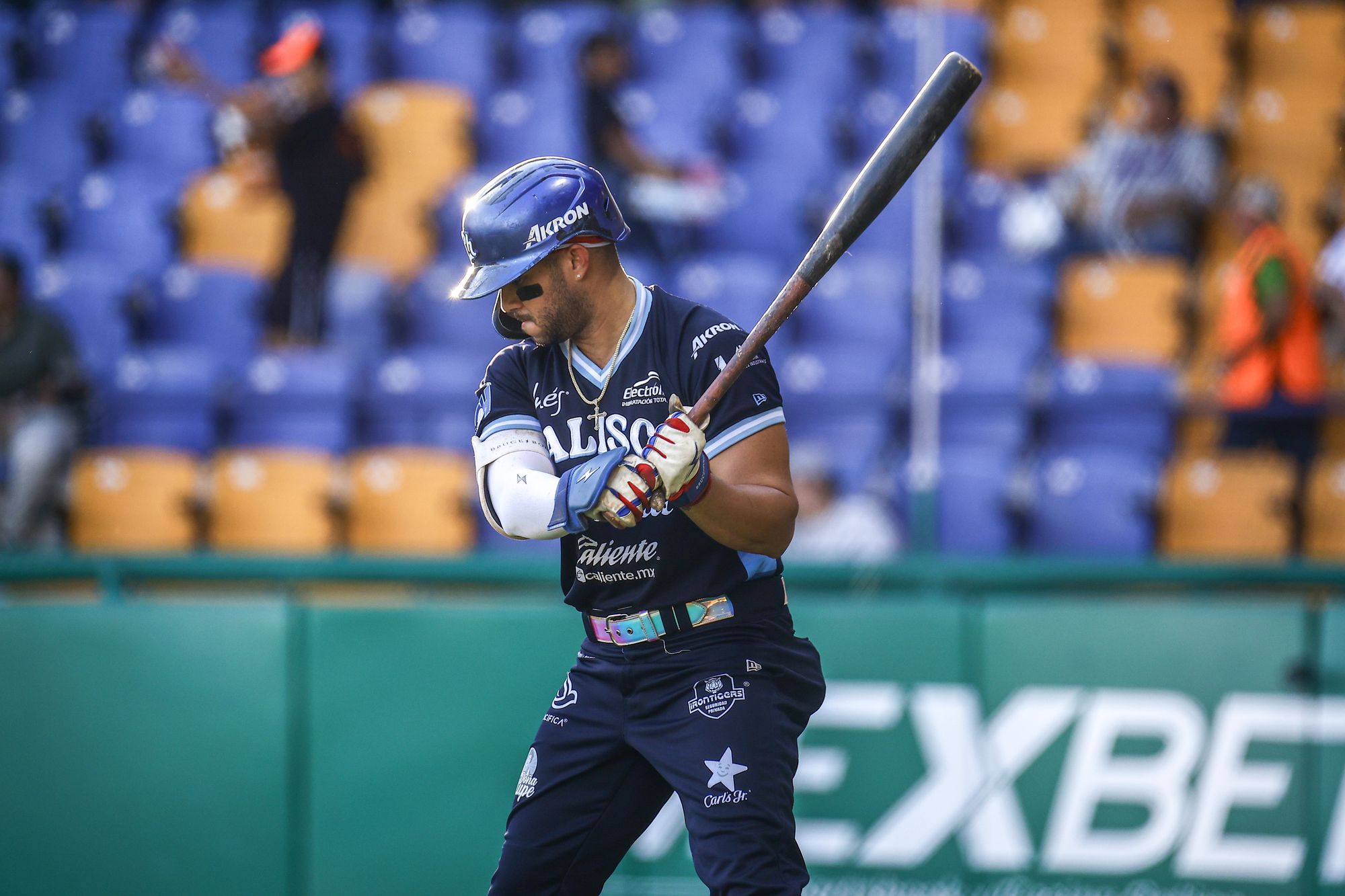 Errores fulminan a Charros