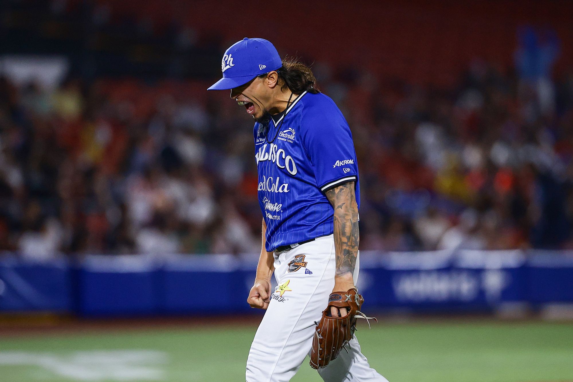 Duelo de volteretas en Zapopan se inclina para Sultanes