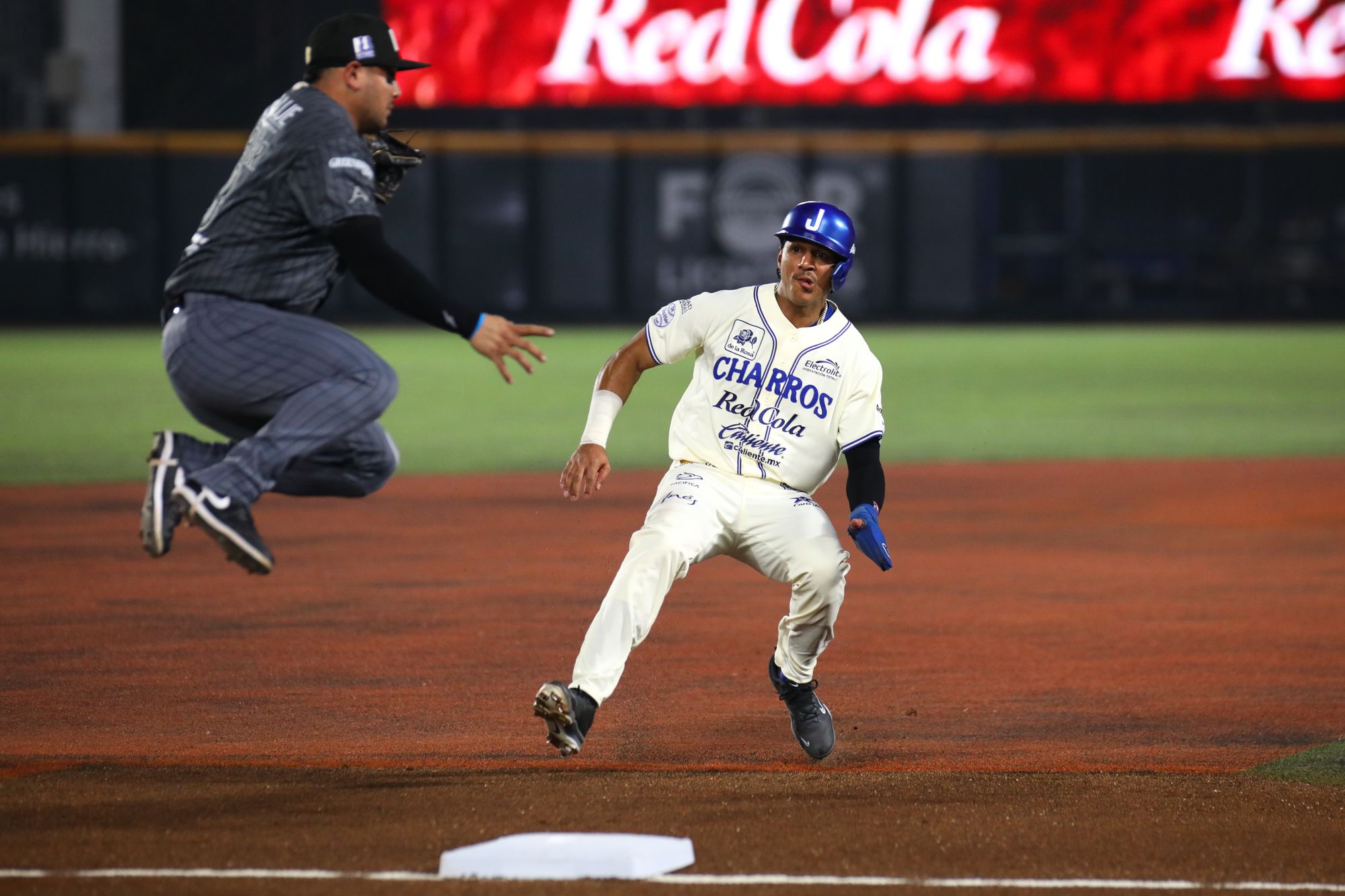 Se queda Acereros con kilométrico juego en Zapopan