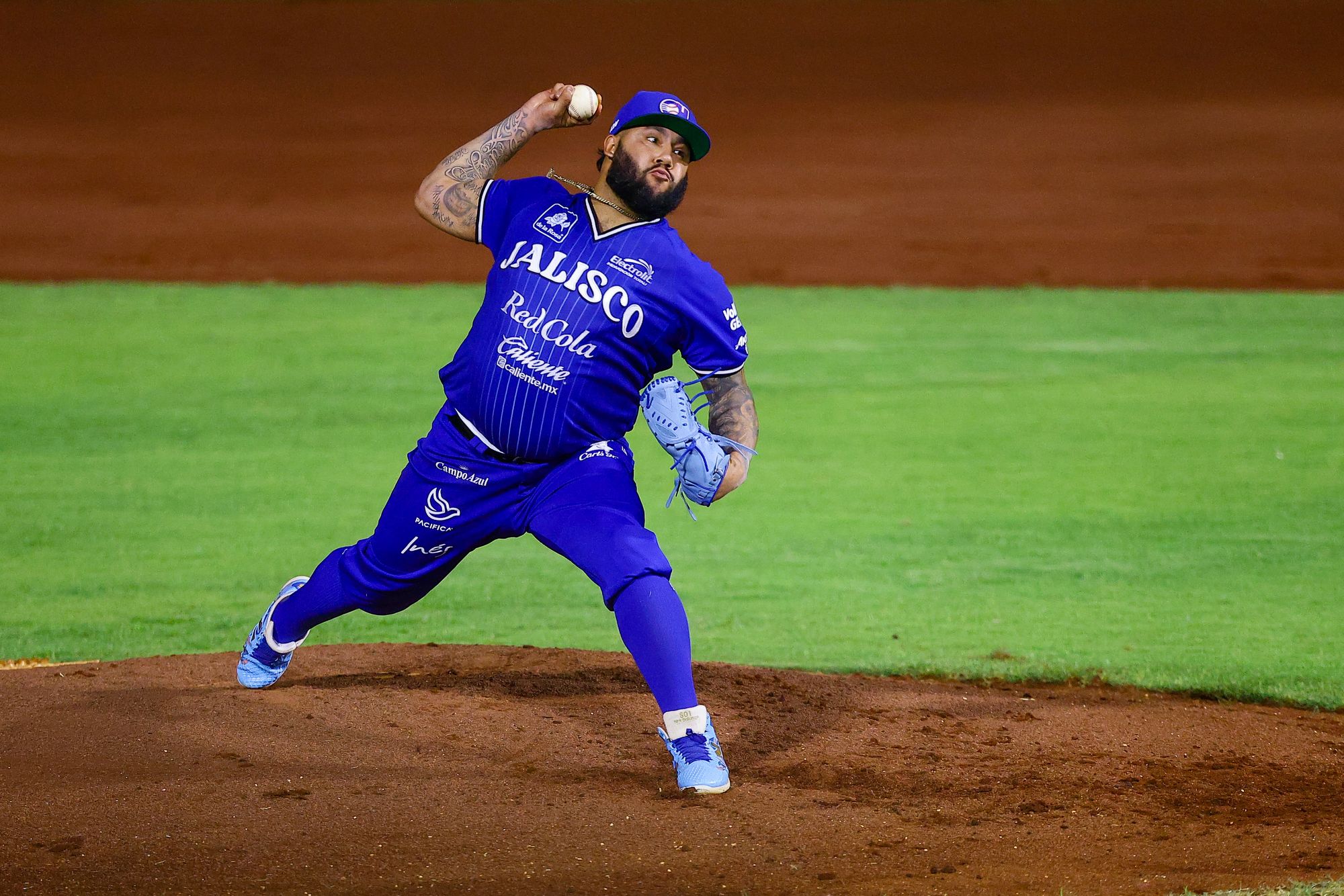 En extrainnings, Campeche se lleva el primero