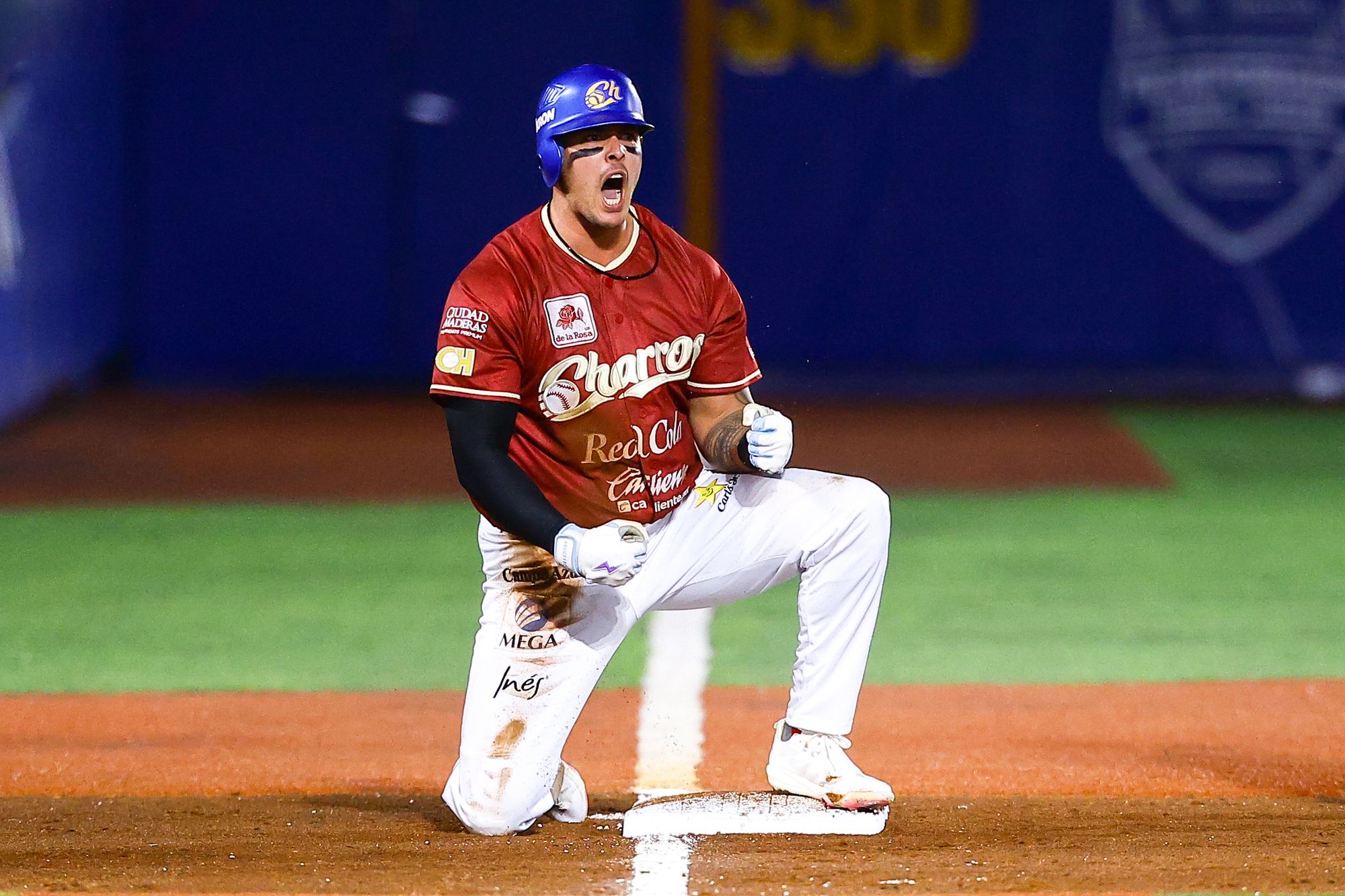 Charros gana un emocionante primer juego ante Algodoneros