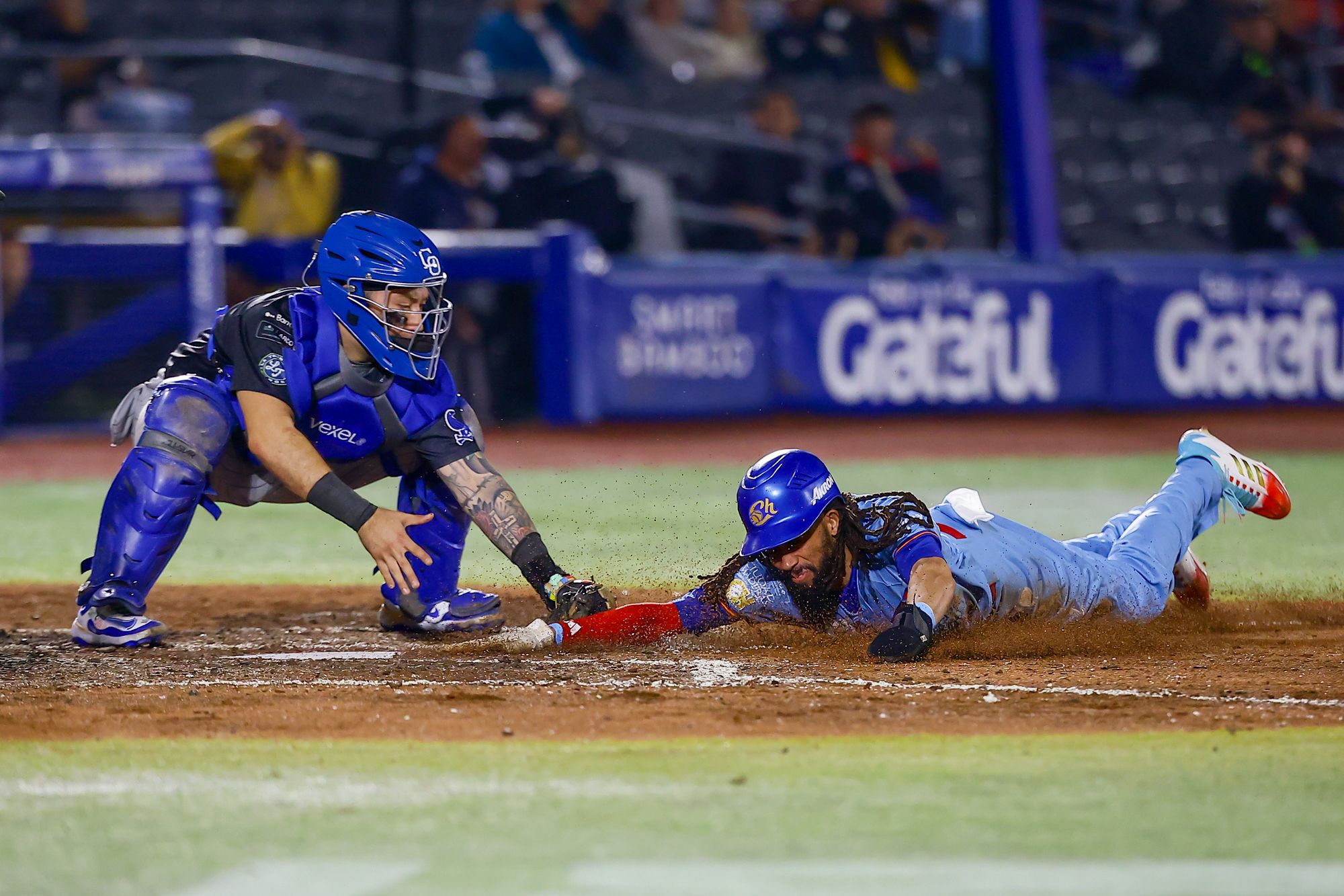 Yaquis arma regresiva en la novena y se empata la serie