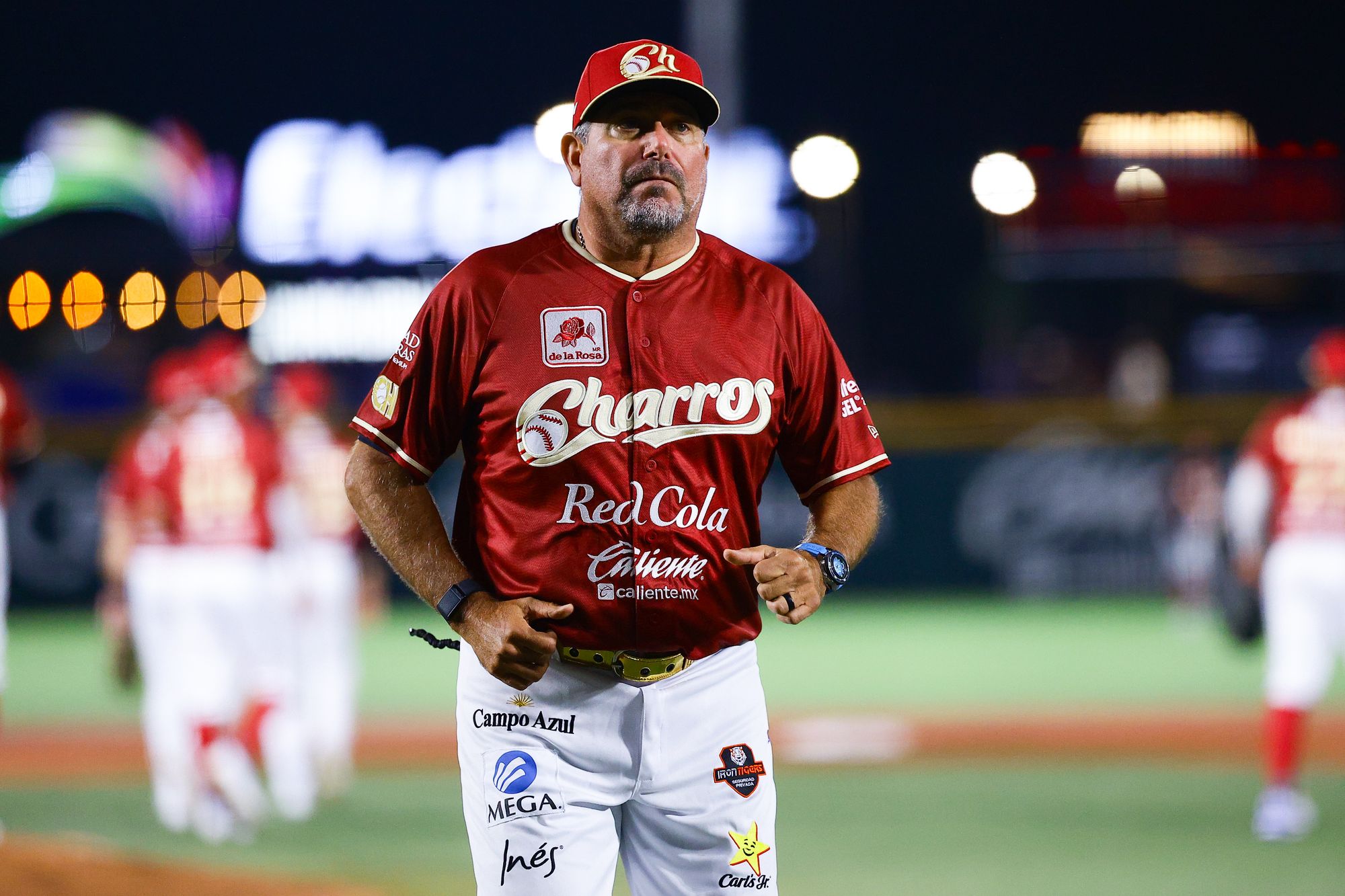 Renueva Benjamín Gil contrato con Charros de Jalisco
