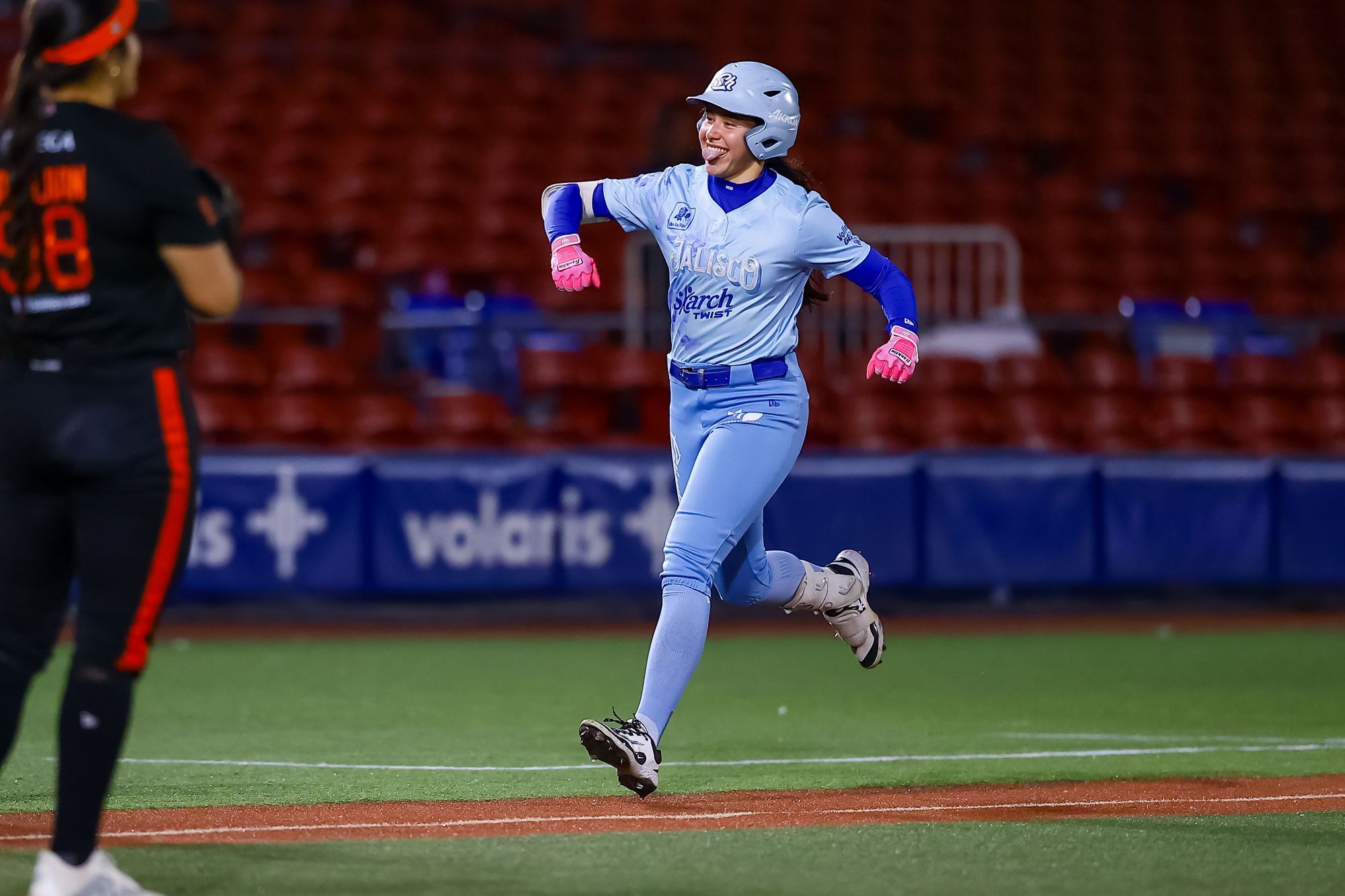 Explosión ofensiva en el Panamericano: Charros se queda con el juego