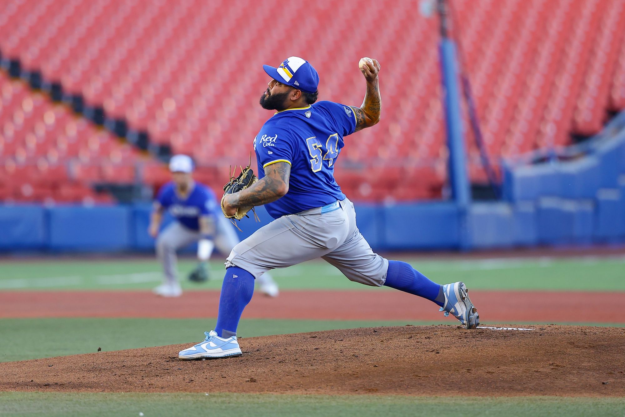 Gana Querétaro en Zapopan y nivela serie ante Charros