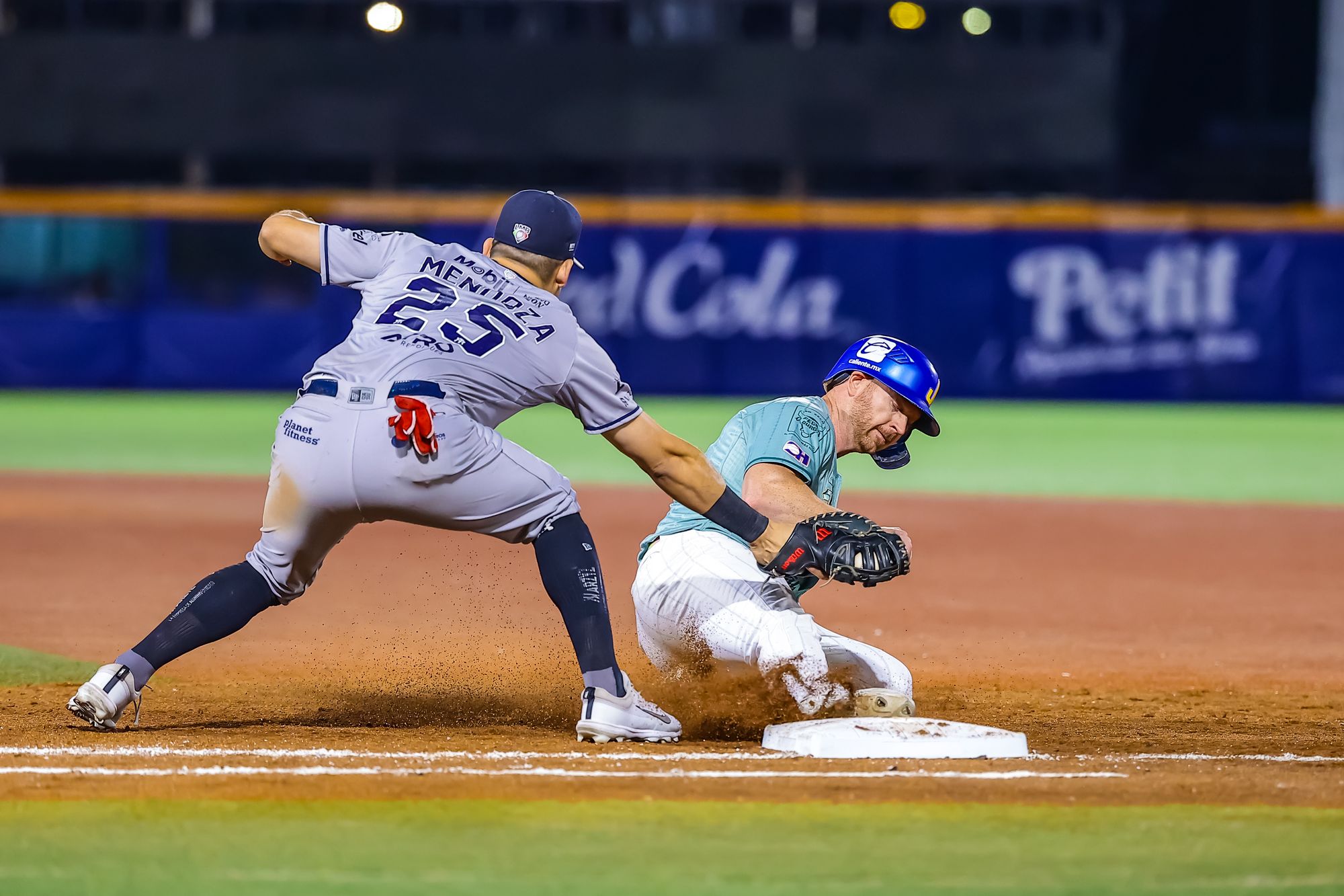 Charros completa la barrida sobre Sultanes y mantiene su gran paso