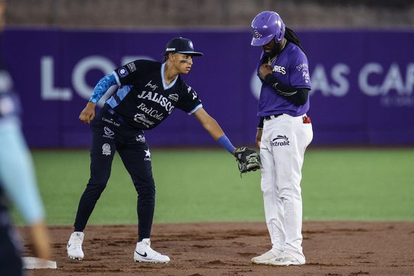 Conspiradores se lleva el primero de la serie en Querétaro