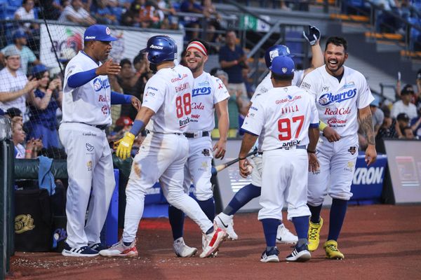 ¡Establece Charros récord de jonrones consecutivos y barre a Tigres!