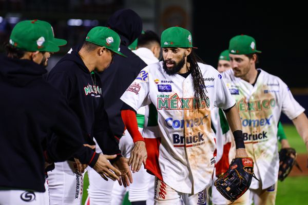 Vence México a Puerto Rico en su debut en Serie del Caribe