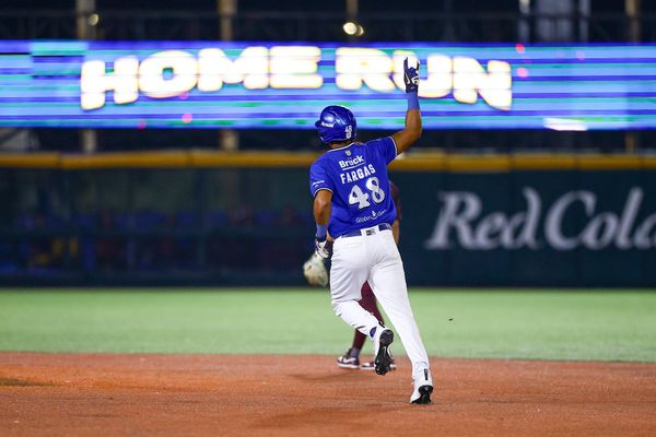 Otra feria de batazos en Zapopan; Charros iguala serie frente a Laguna