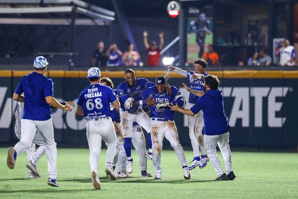 ¡La noche de Díaz! Walk off, emoción y despedida en Zapopan