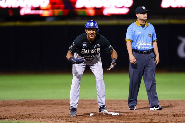 Con poderosa reacción, Charros iguala serie en Durango