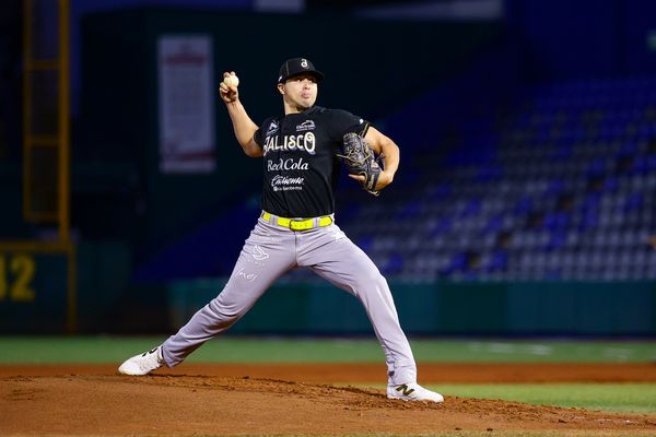 Blanquea Charros y amarra serie frente a Rieleros