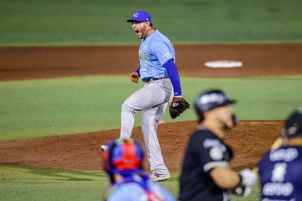 En noche de batazos y errores, Charros gana el tercero en TJ