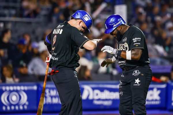 Noche explosiva de Smith Jr en triunfo de Charros sobre Caliente