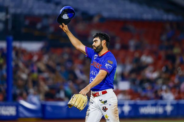 Charros domina a Naranjeros y toma la cima del standing