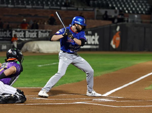 Con drama y en extrainnings, Jalisco vence a Hermosillo en arranque de serie