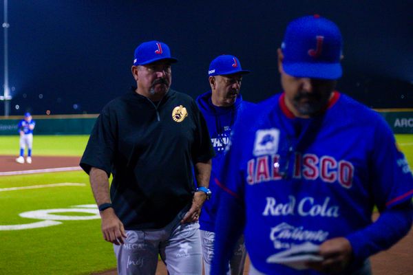 A base de jonrones, Jaguares barre a Charros en Tepic