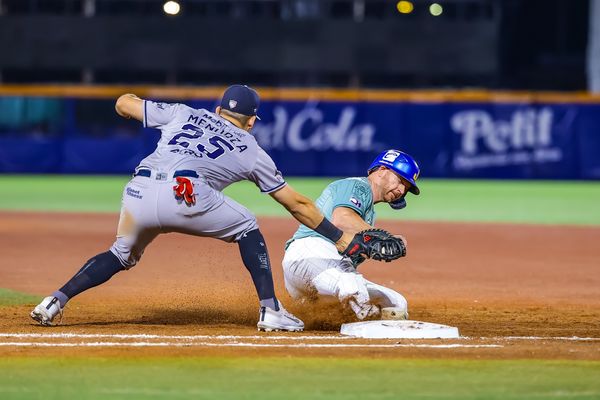 Charros completa la barrida sobre Sultanes y mantiene su gran paso