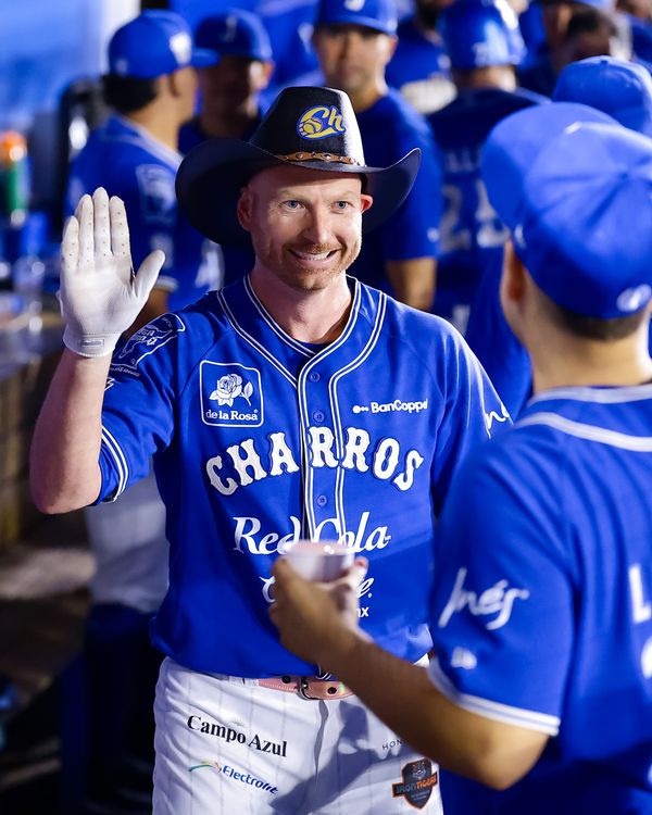Explota Charros con jonrones y abre con triunfo serie ante Dorados